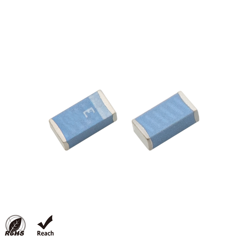 ADWH006-2.4G-Bluetooth-WIFI-ZigBee-SMDChip-Antenna-front-and-back-view