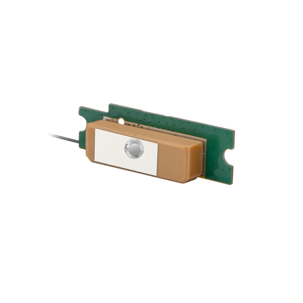 AIGC057-M01 compact active GNSS patch antenna with 30×8.5×6.5 mm ceramic design, GPS L1 and BeiDou B1 support